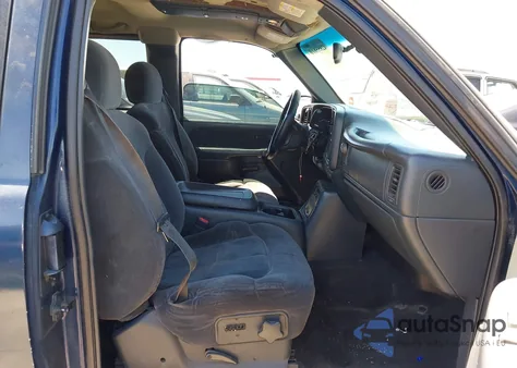 2002 Chevrolet Silverado 1500 Ls z USA, uszkodzony, nr VIN 2GCEC19V921247204